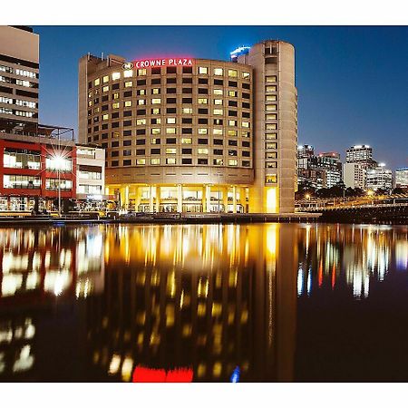 คราวน์ พลาซา เมลเบิร์น Hotel ภายนอก รูปภาพ