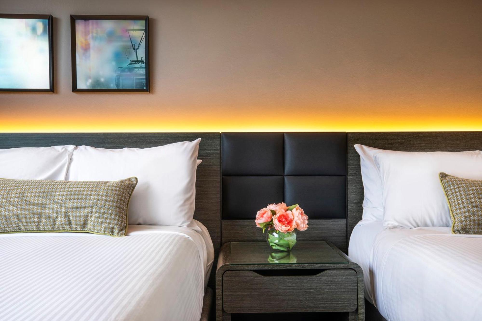 คราวน์ พลาซา เมลเบิร์น Hotel ภายนอก รูปภาพ